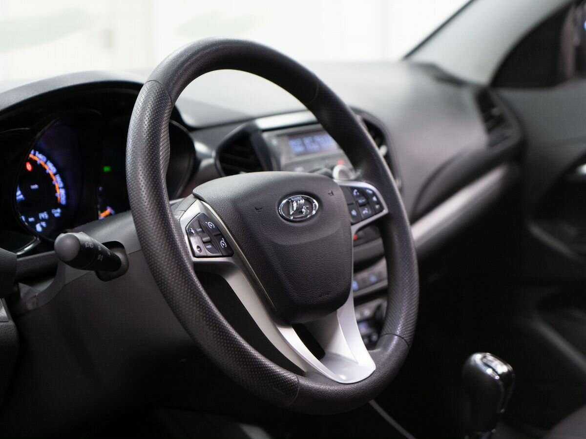 Купить Lada (ВАЗ) Vesta SW, 2019, 105 000 км, фото №5