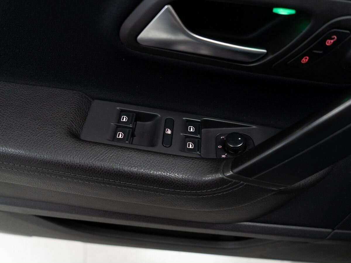 Купить Volkswagen Passat CC, 2012, 230 808 км, фото №14