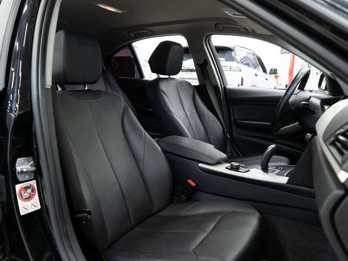 Купить BMW 3 серии 318i, 2015, 119 000 км, фото №9