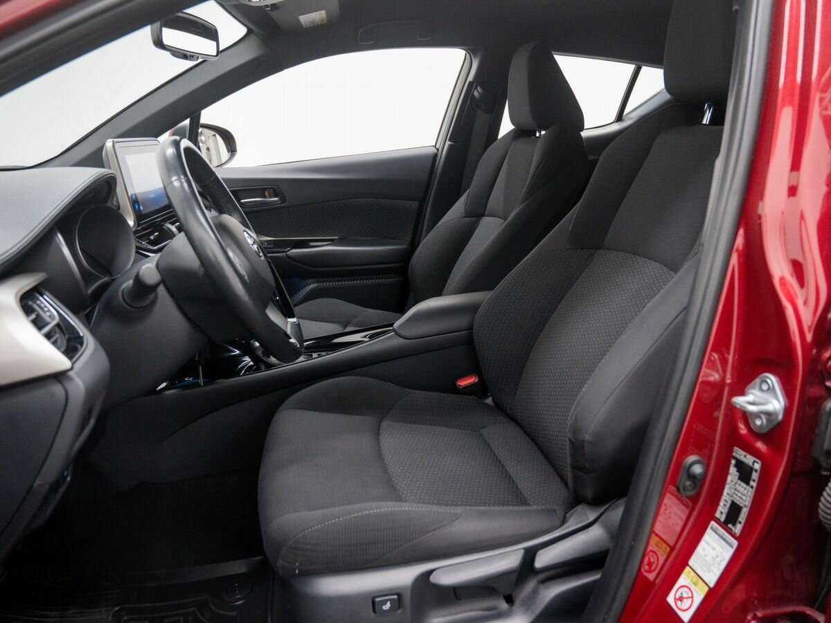 Купить Toyota C-HR, 2018, 91 000 км, фото №12