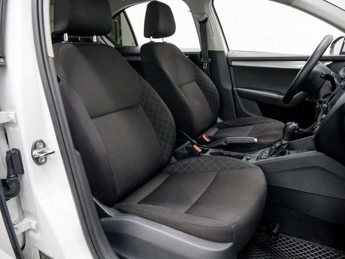 Купить Skoda Octavia, 2017, 178 000 км, фото №8