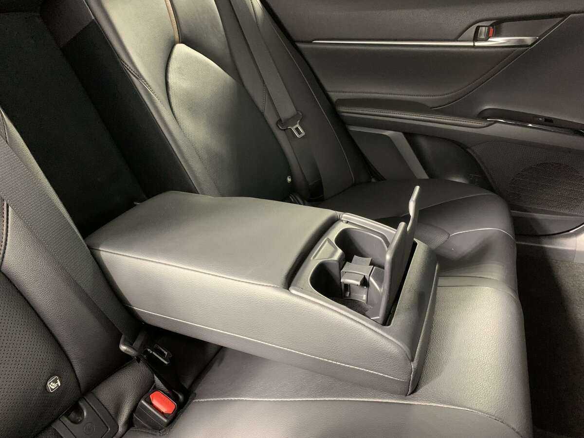 Купить Toyota Camry, 2020, 211 001 км, фото №17
