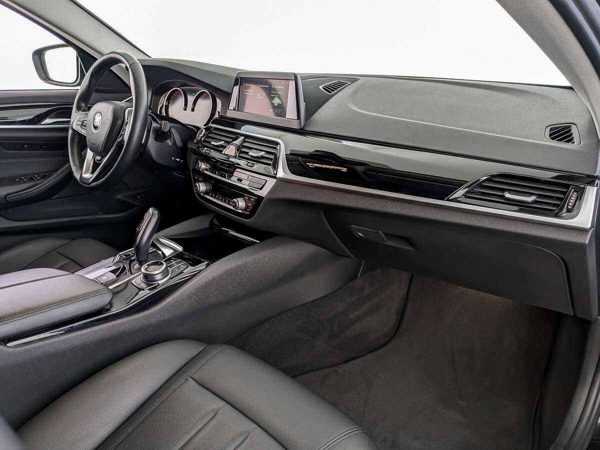 Купить BMW 5 серии 520d, 2018, 266 277 км, фото №7