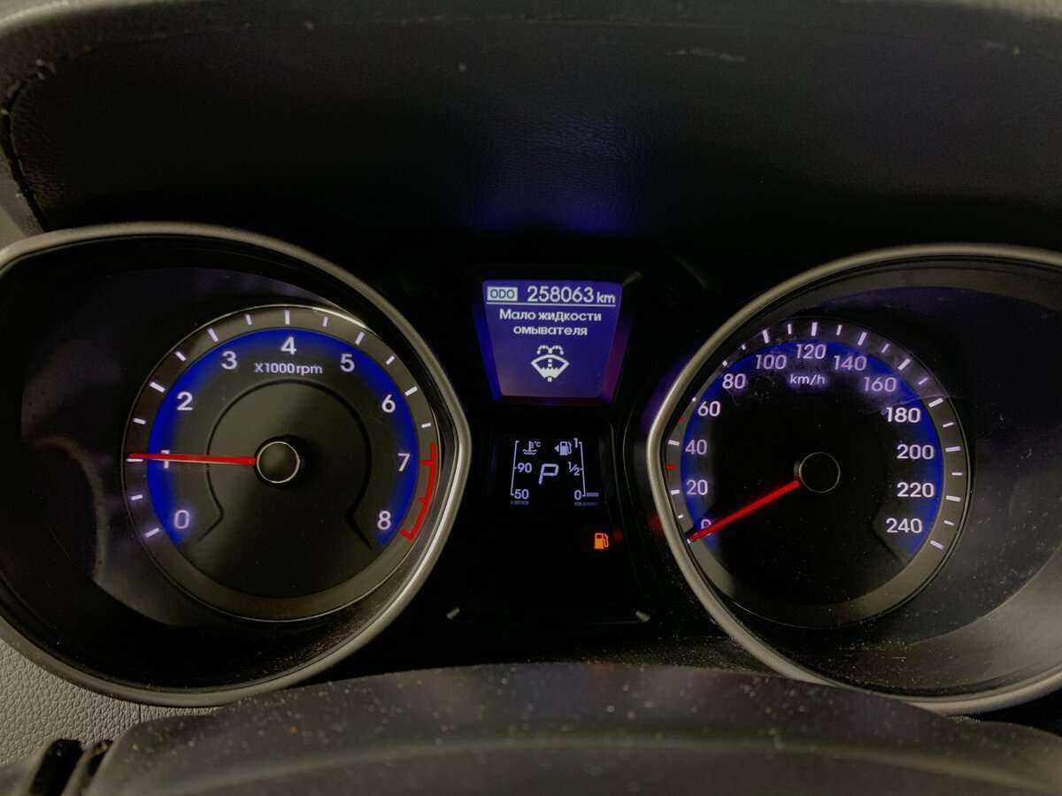 Купить Hyundai i30, 2012, 258 063 км, фото №12