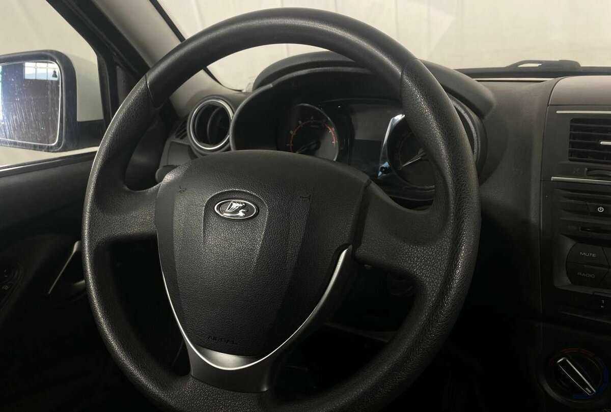 Купить Lada (ВАЗ) Granta, 2019, 59 101 км, фото №9