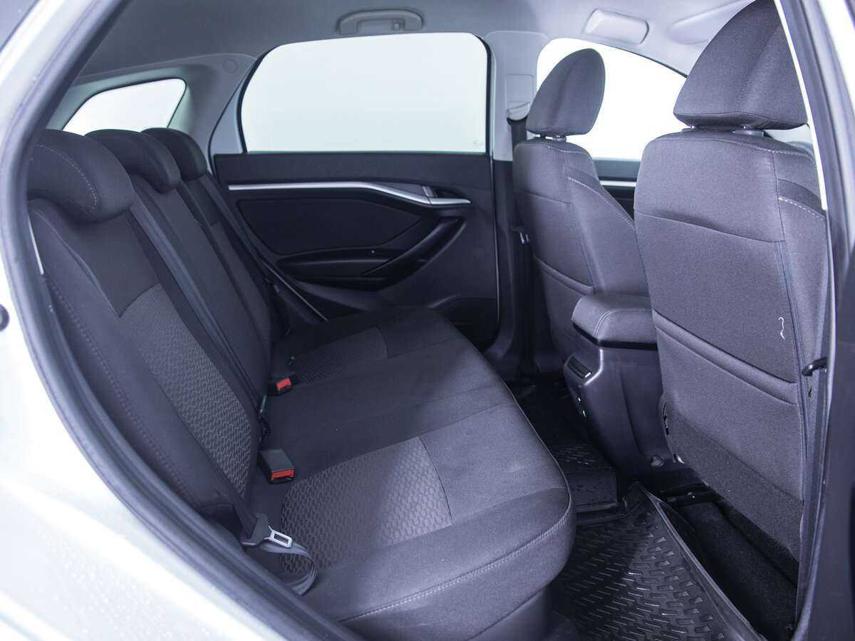 Купить Lada (ВАЗ) Vesta SW, 2018, 109 089 км, фото №10