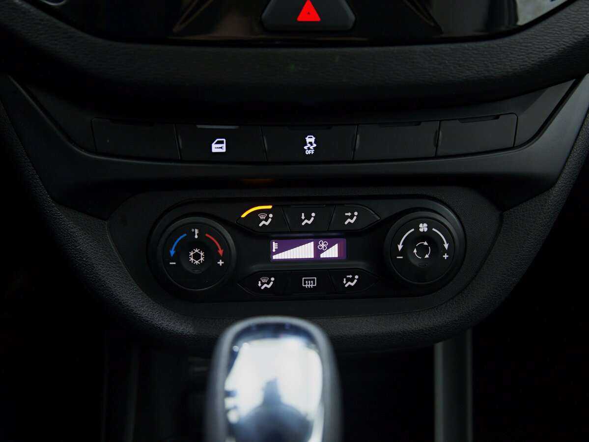 Купить Lada (ВАЗ) Vesta, 2022, 5 965 км, фото №14