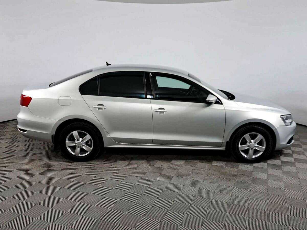 Купить Volkswagen Jetta, 2014, 114 188 км, фото №4