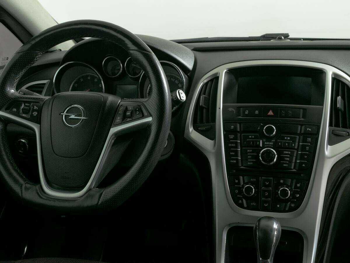 Купить Opel Astra GTC, 2013, 98 122 км, фото №11