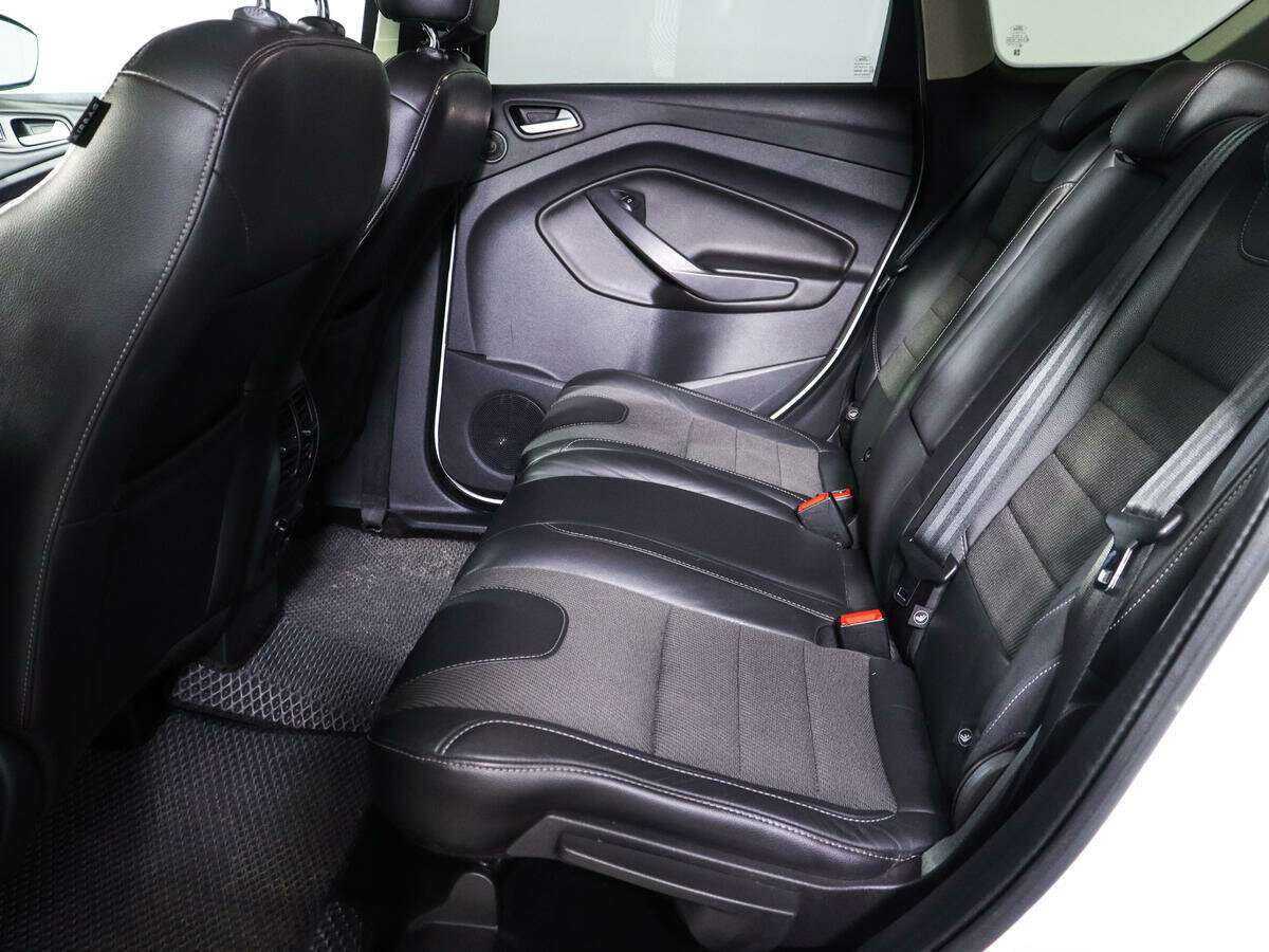 Купить Ford Kuga, 2015, 129 750 км, фото №9