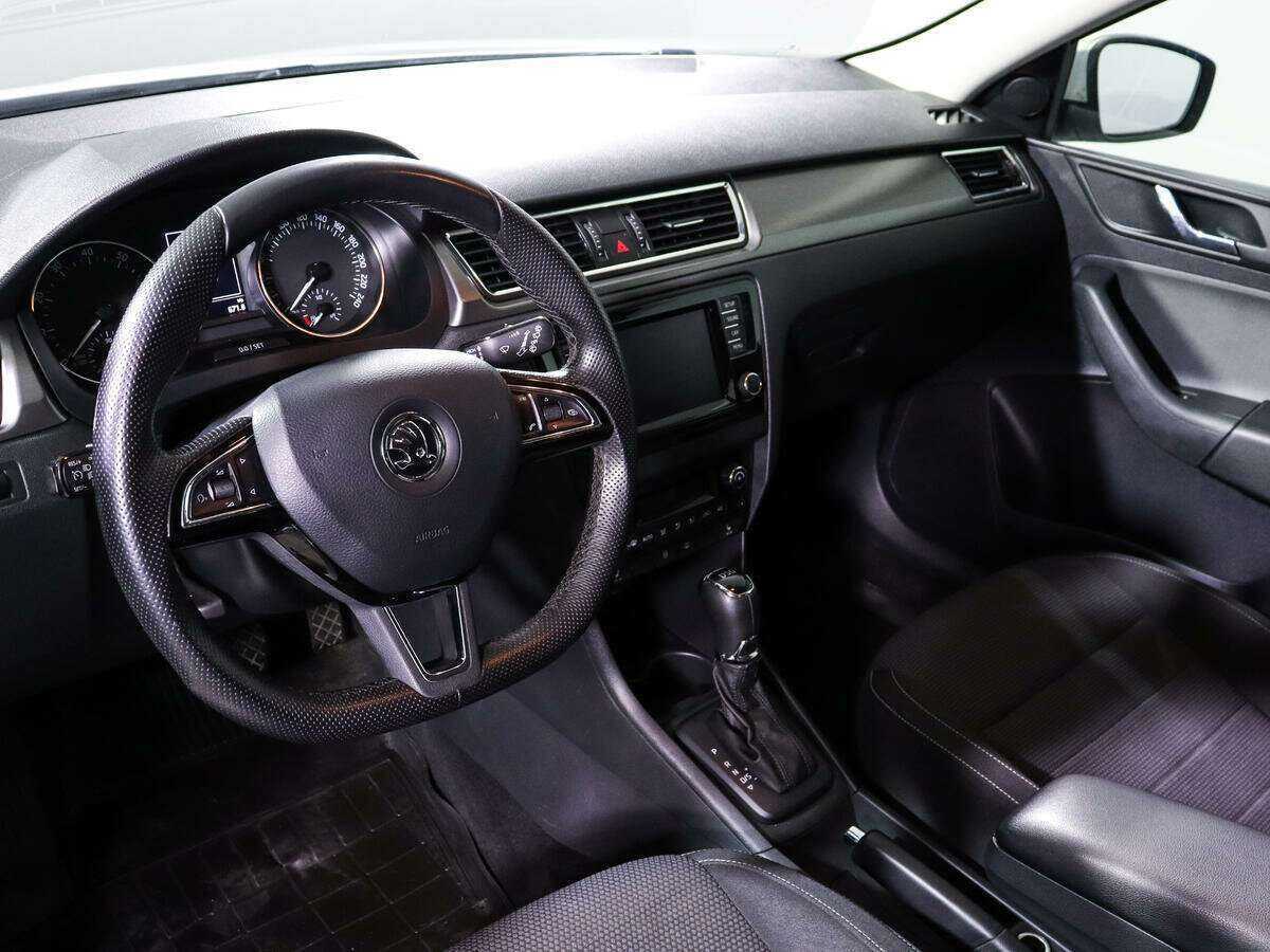 Купить Skoda Rapid, 2016, 51 300 км, фото №12