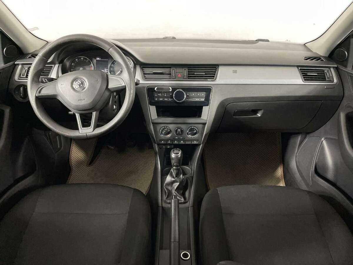 Купить Skoda Rapid, 2016, 238 147 км, фото №6