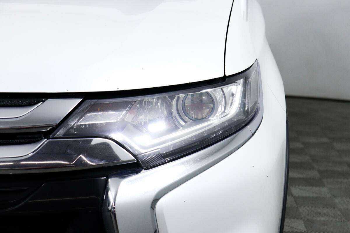 Купить Mitsubishi Outlander, 2018, 173 198 км, фото №13