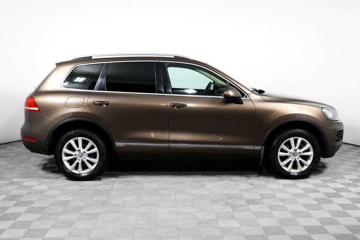 Купить Volkswagen Touareg, 2012, 345 435 км, фото №4
