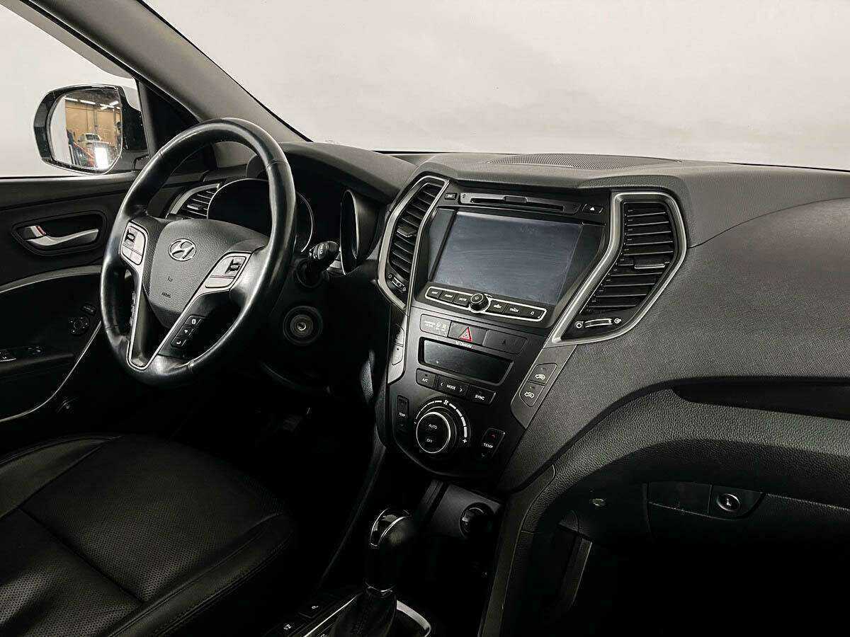 Купить Hyundai Santa Fe, 2017, 91 000 км, фото №9