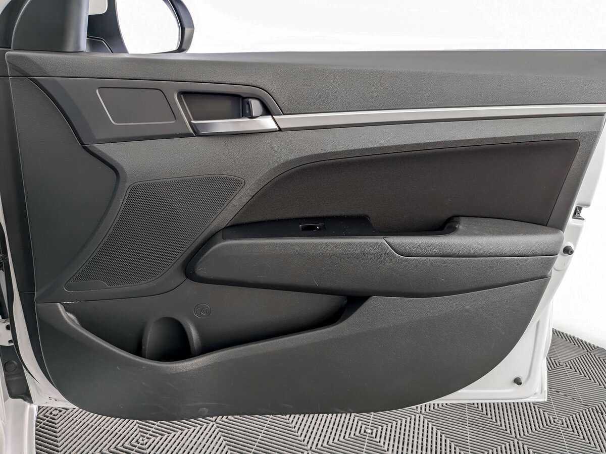 Купить Hyundai Elantra, 2020, 47 171 км, фото №20