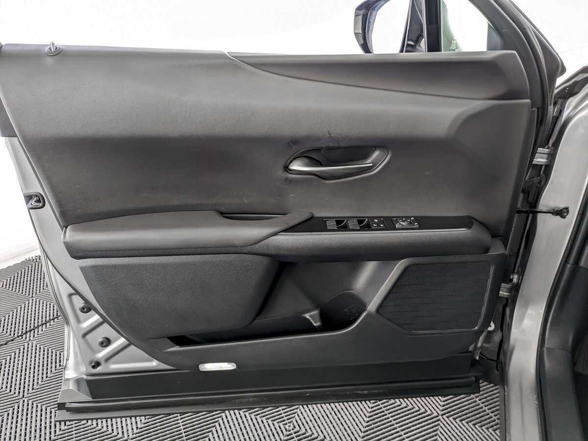 Купить Lexus UX 200, 2020, 88 849 км, фото №15