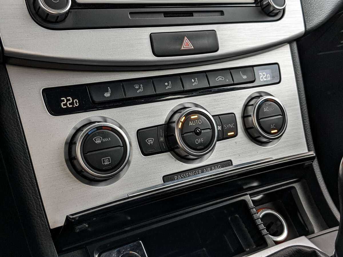 Купить Volkswagen Passat CC, 2012, 165 082 км, фото №17