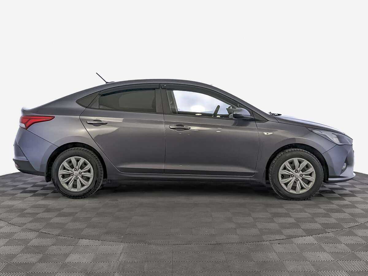 Купить Hyundai Solaris, 2021, 57 882 км, фото №4