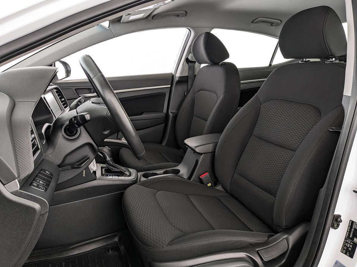 Купить Hyundai Elantra, 2020, 68 111 км, фото №20