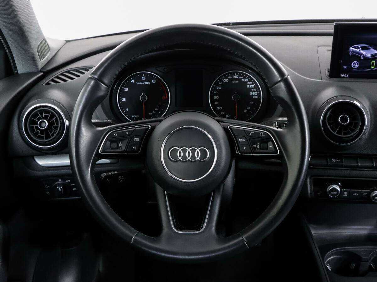 Купить Audi A3, 2019, 130 123 км, фото №9