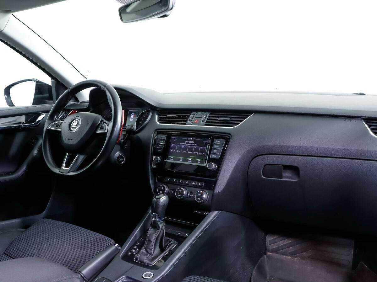 Купить Skoda Octavia, 2016, 185 938 км, фото №7