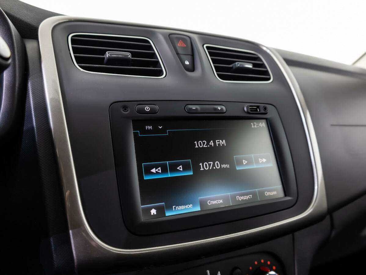 Купить Renault Logan, 2019, 62 853 км, фото №12