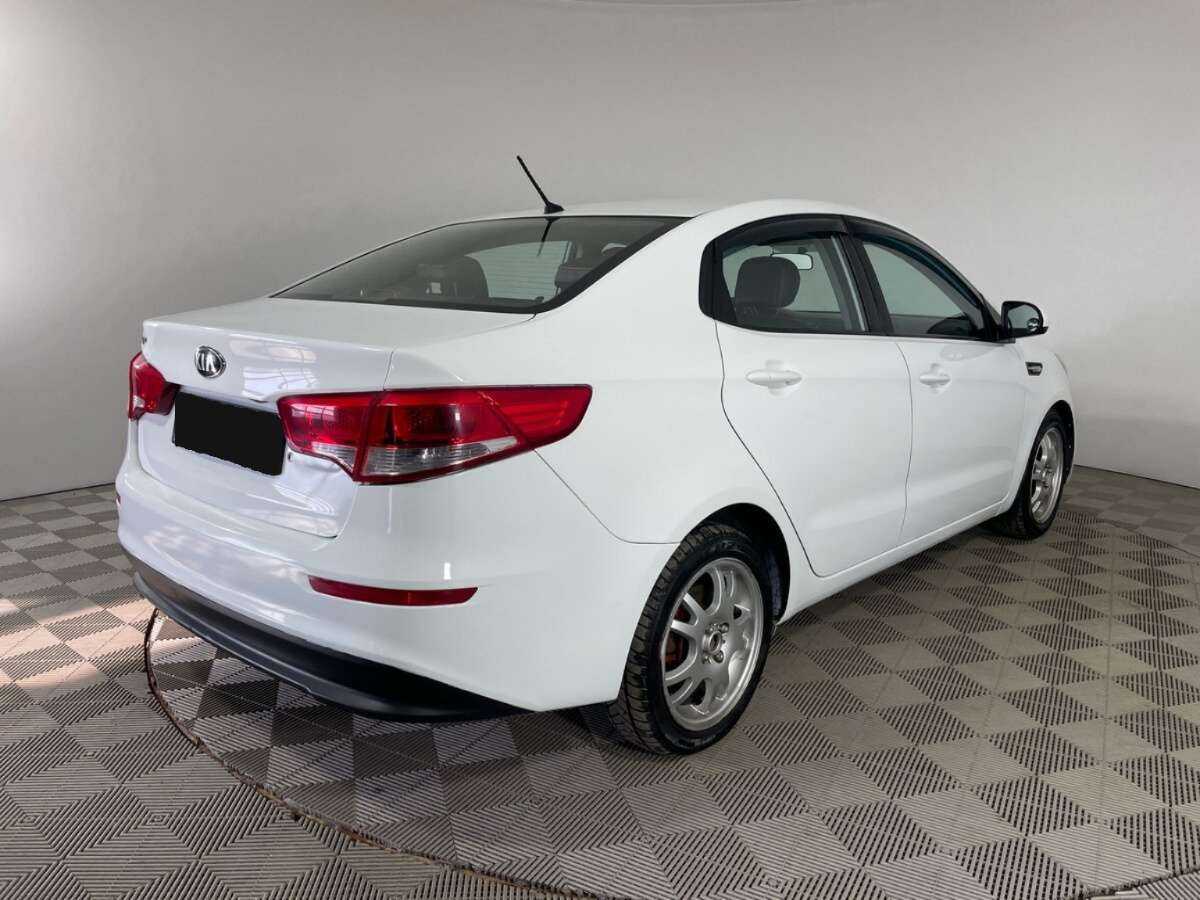 Купить Kia Rio, 2015, 166 313 км, фото №4
