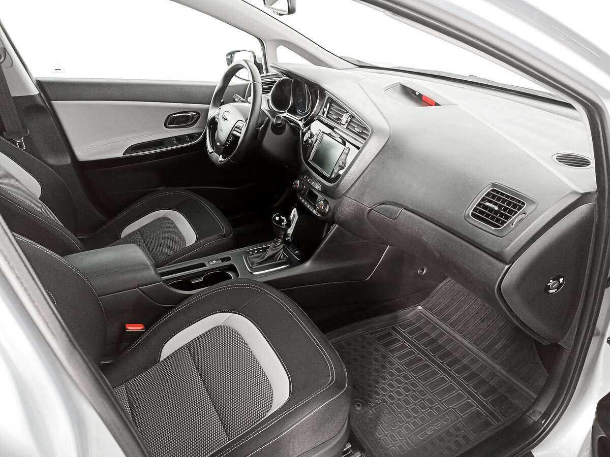 Купить Kia Ceed, 2018, 50 946 км, фото №11