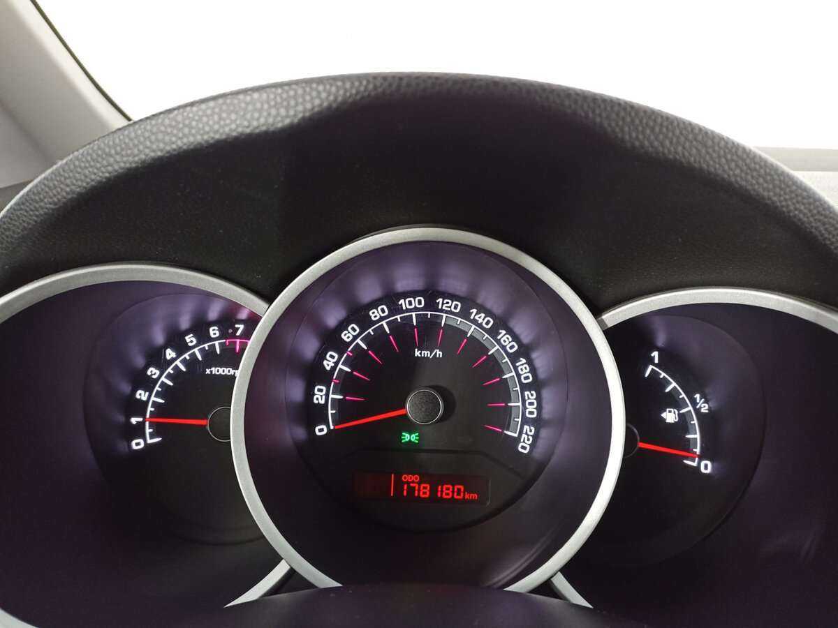Купить Kia Venga 5-speed, 2014, 178 001 км, фото №9