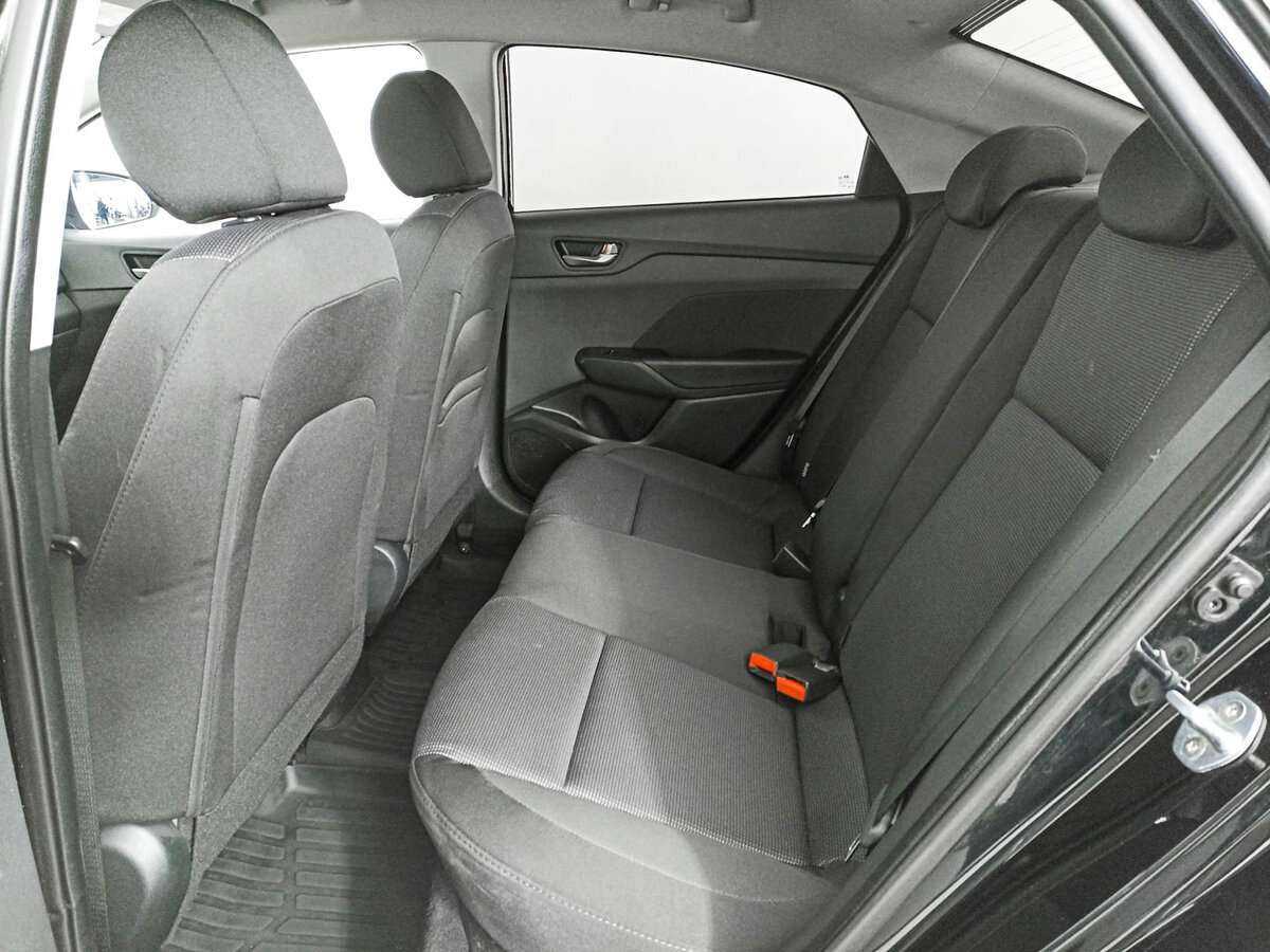 Купить Hyundai Solaris, 2018, 98 002 км, фото №10