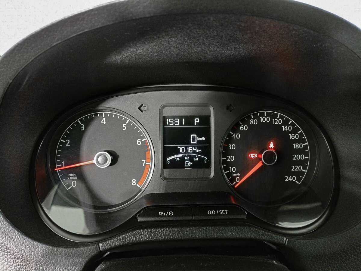 Купить Volkswagen Polo, 2017, 70 203 км, фото №11