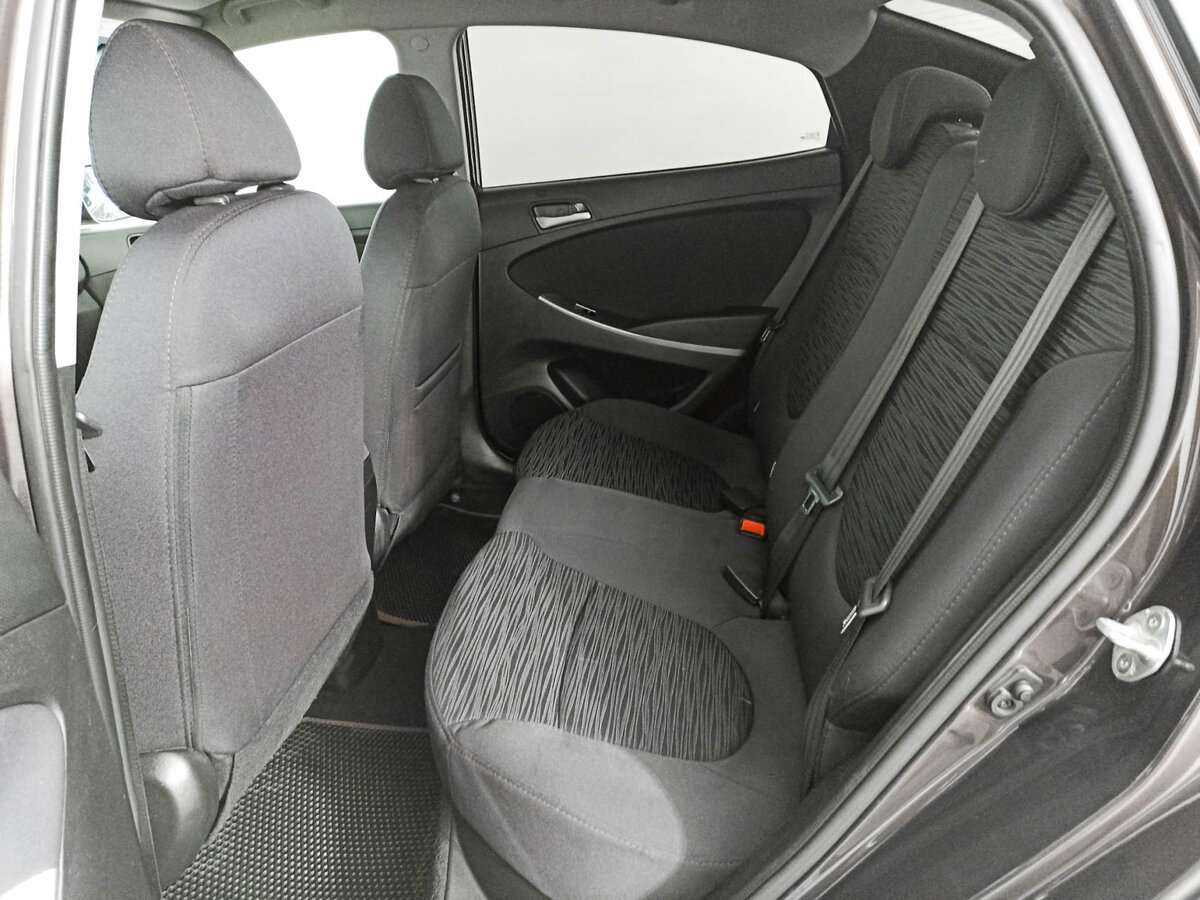 Купить Hyundai Solaris, 2015, 129 004 км, фото №12