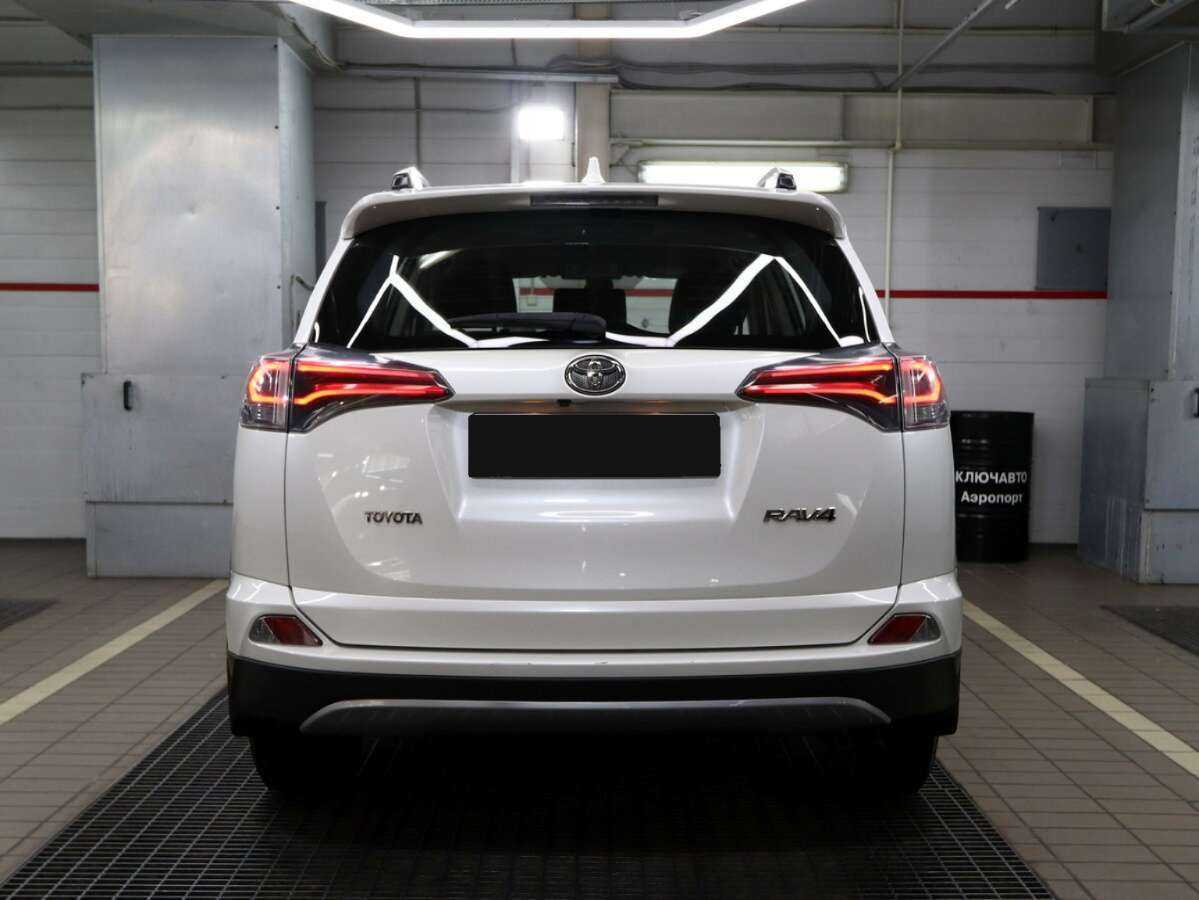 Купить Toyota RAV4, 2017, 143 000 км, фото №4