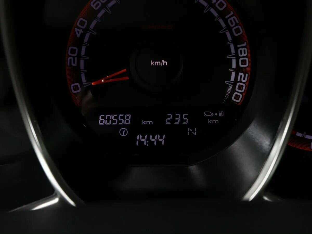 Купить Lada (ВАЗ) Vesta SW, 2018, 64 000 км, фото №15