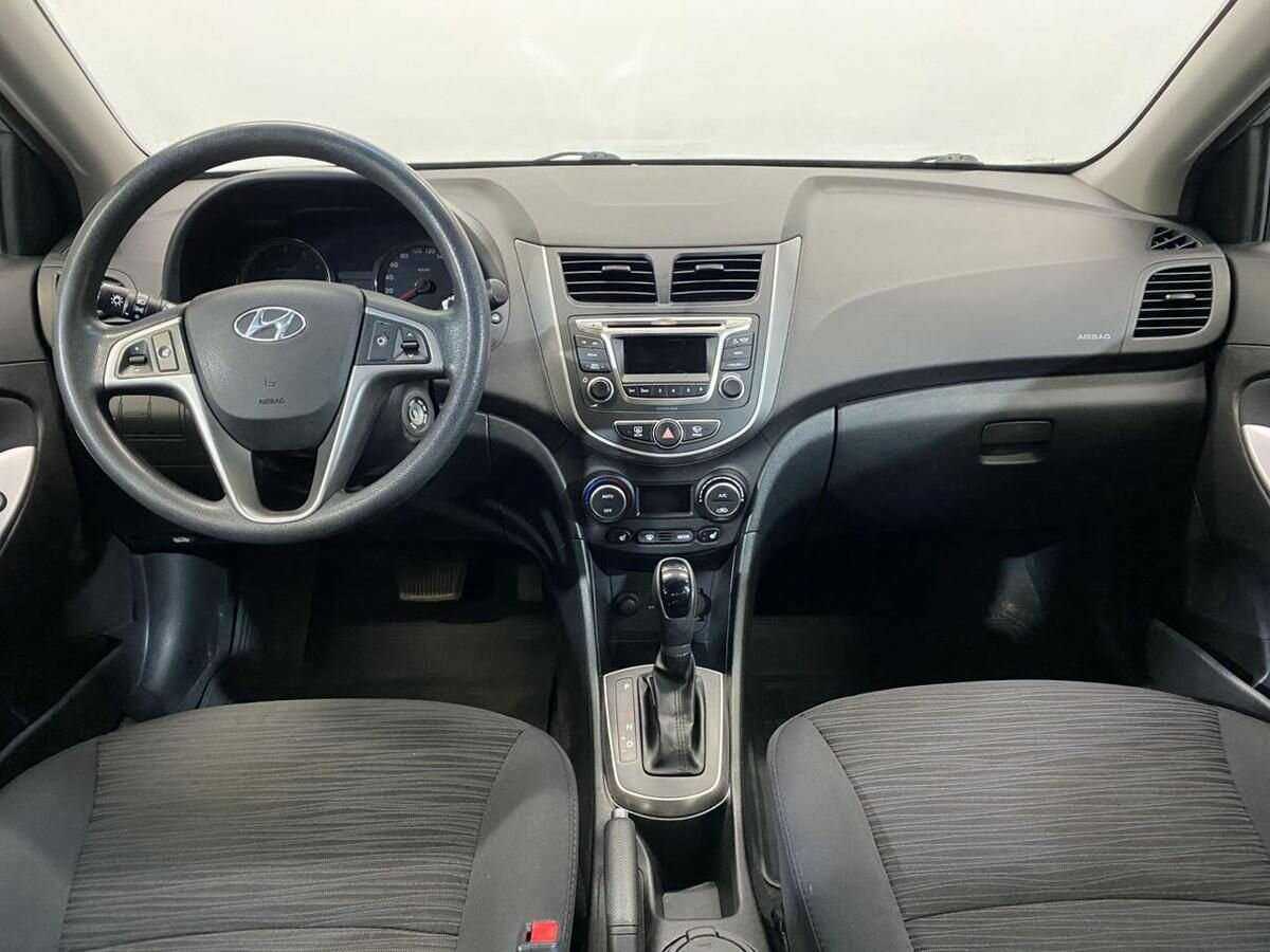 Купить Hyundai Solaris, 2015, 108 260 км, фото №9