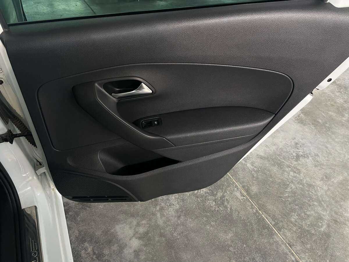 Купить Volkswagen Polo, 2018, 110 272 км, фото №20