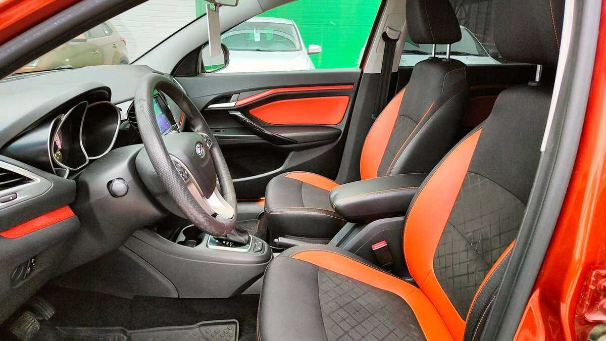 Купить Lada (ВАЗ) Vesta SW Cross, 2019, 87 000 км, фото №11