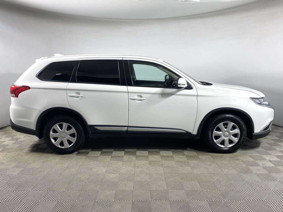 Купить Mitsubishi Outlander, 2017, 105 000 км, фото №4