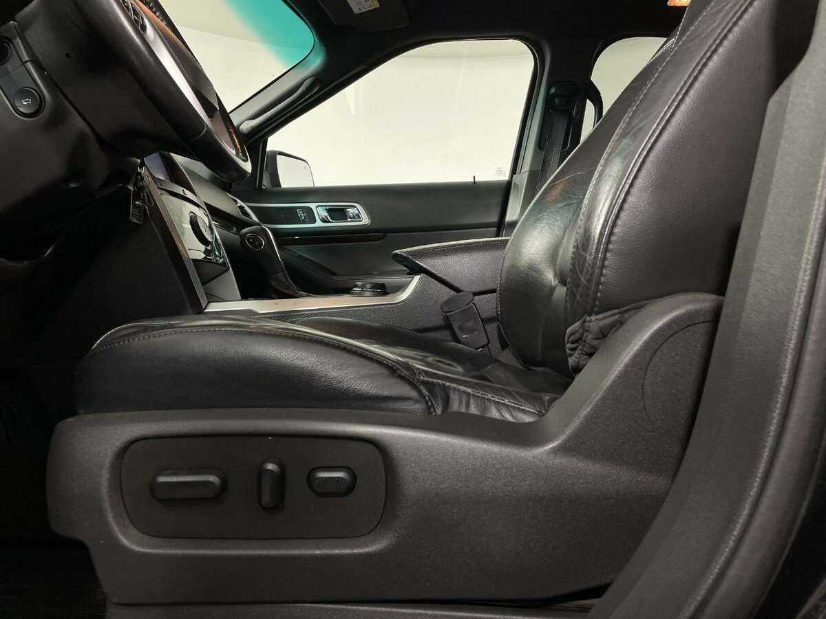 Купить Ford Explorer, 2013, 192 287 км, фото №10