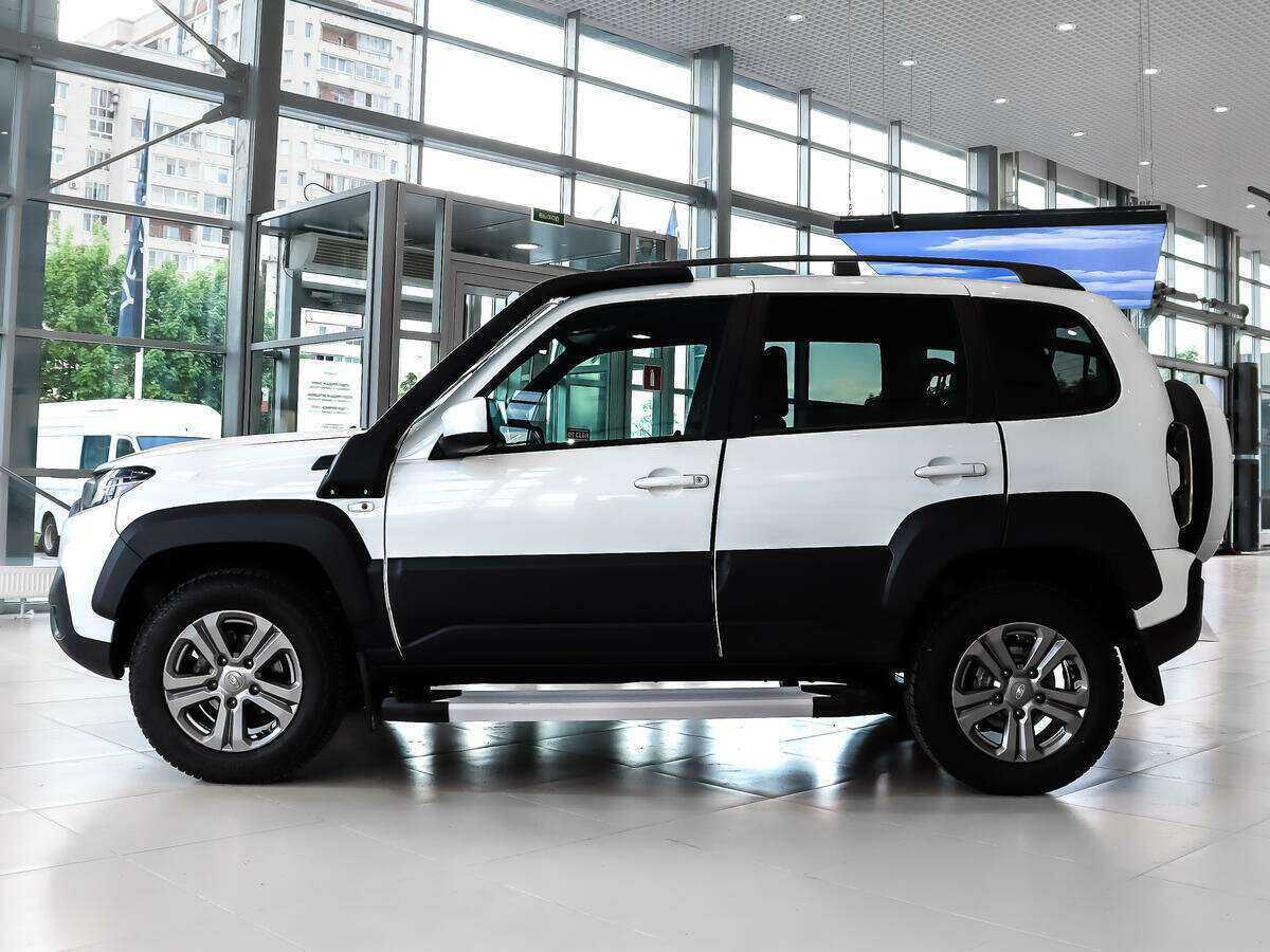 Купить Lada (ВАЗ) Niva, 2023, 13 000 км, фото №8