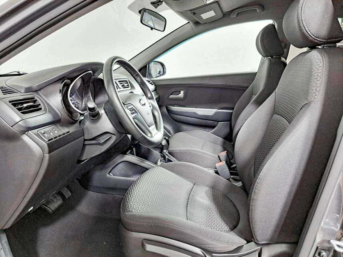 Купить Kia Rio, 2017, 104 578 км, фото №12