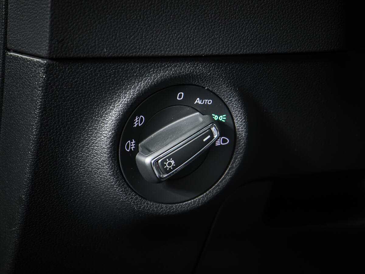 Купить Skoda Karoq, 2020, 58 000 км, фото №16