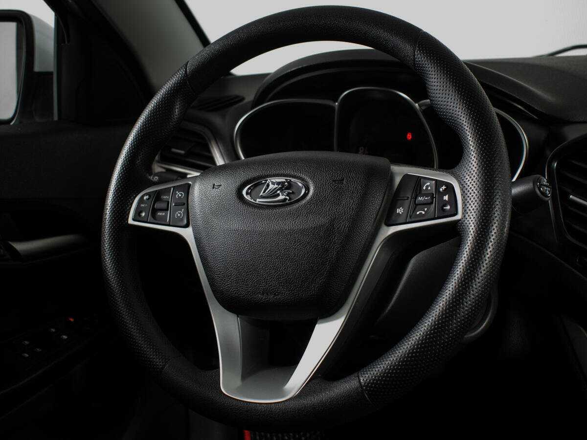 Купить Lada (ВАЗ) Vesta, 2018, 64 450 км, фото №12