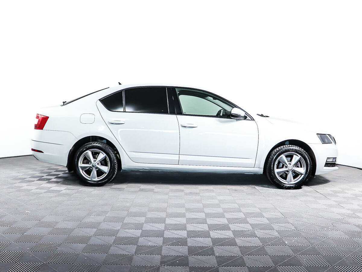 Купить Skoda Octavia, 2019, 108 408 км, фото №4