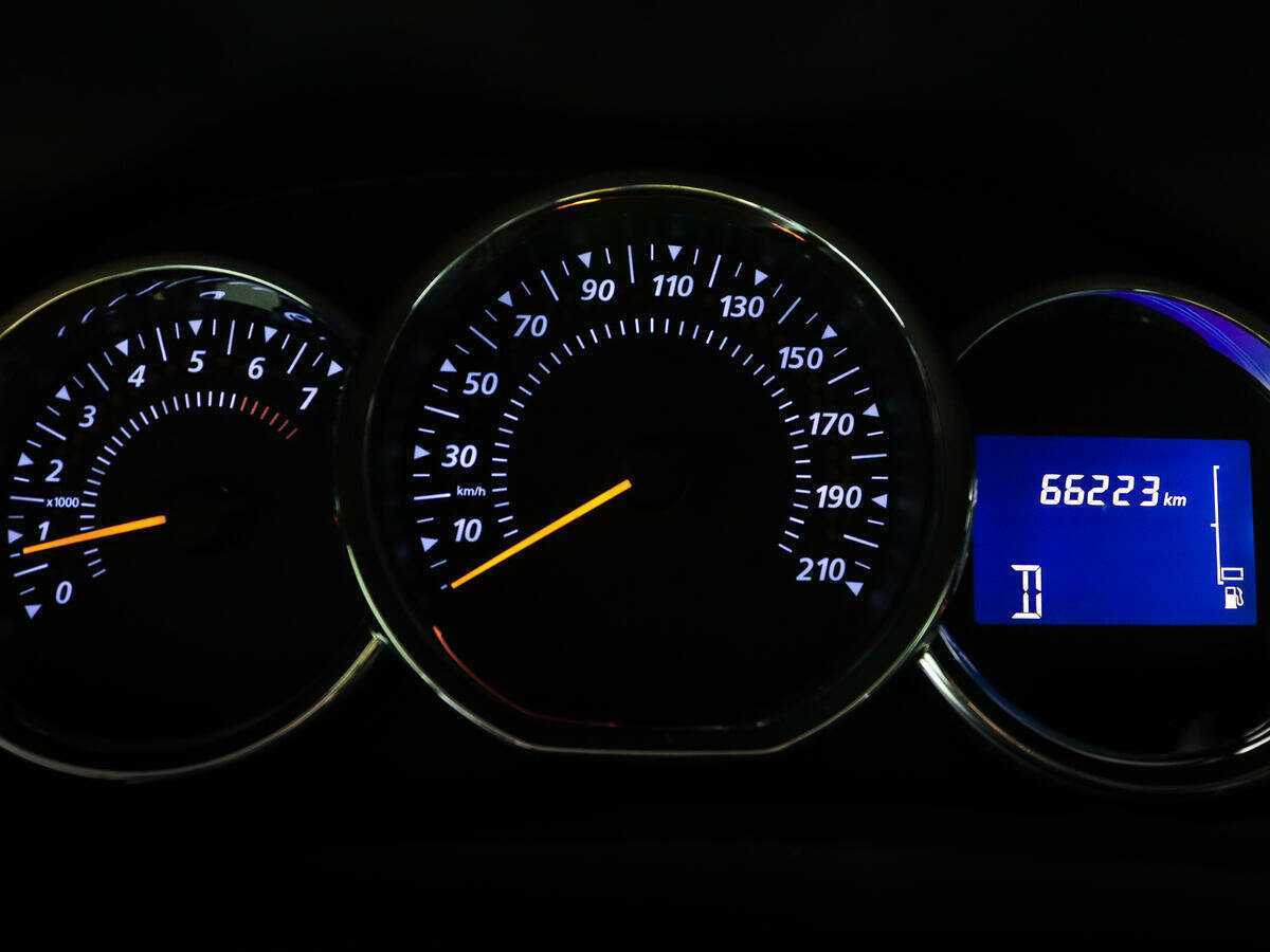 Купить Renault Sandero Stepway, 2016, 66 170 км, фото №11