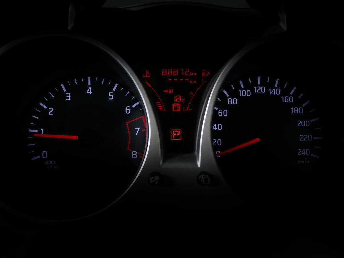 Купить Nissan Juke, 2014, 89 000 км, фото №9