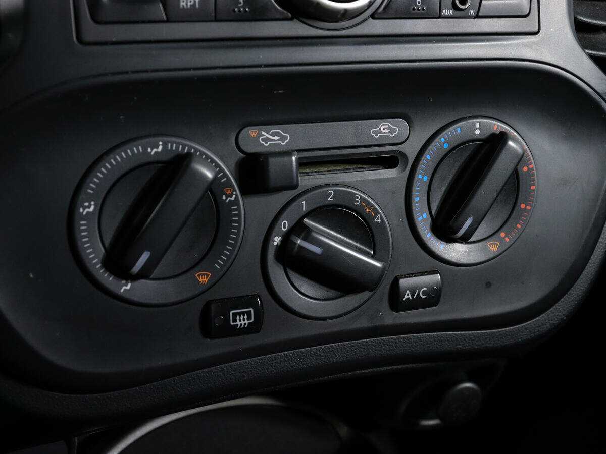 Купить Nissan Juke, 2014, 89 000 км, фото №15