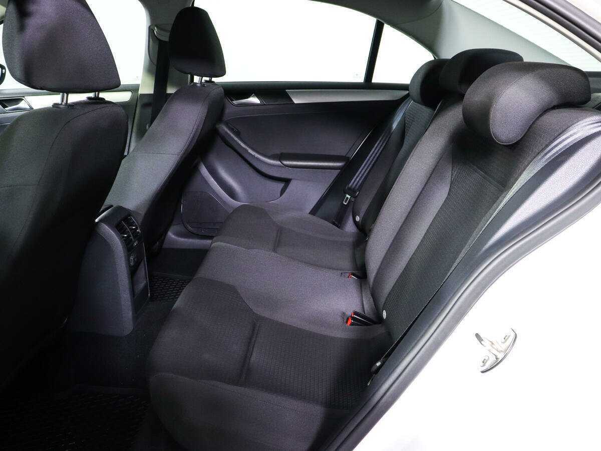 Купить Volkswagen Jetta, 2017, 25 000 км, фото №8