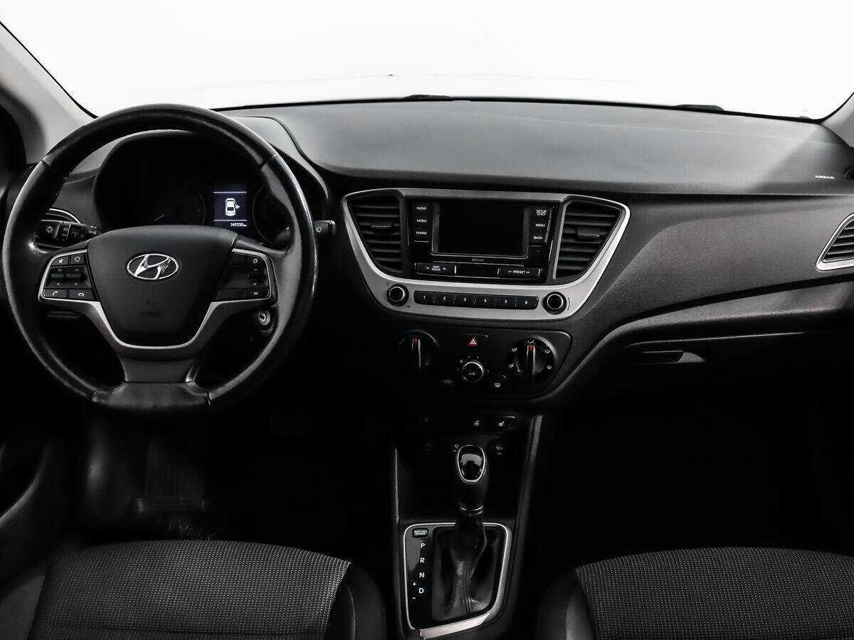 Купить Hyundai Solaris, 2017, 149 329 км, фото №12